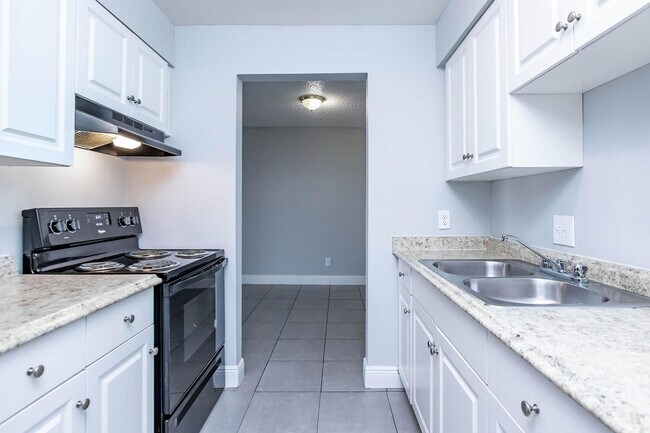 Regency Square Apartments