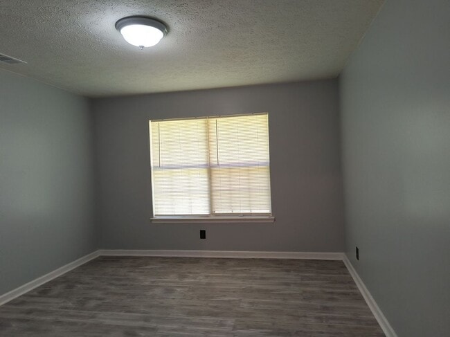 Photo - 236 Forest Ridge Dr