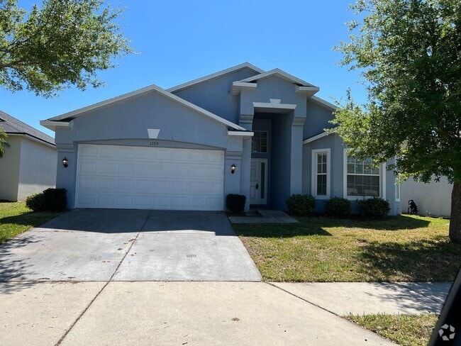 Building Photo - 4 Bedroom 3 Bath Single Family Home