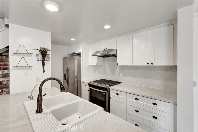 Photo - 3043 N White Ave