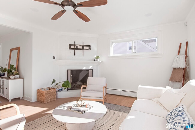 Photo - 36 Middlebury St