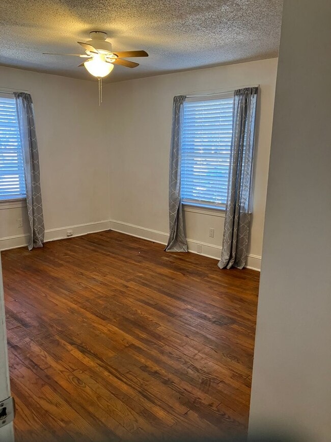 Photo - 2 Bed / 1 Bath House Close to Town