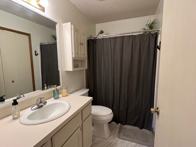 Photo - 2383 Grenadier Ave N