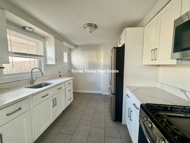 Photo - 94 North St Unit 1