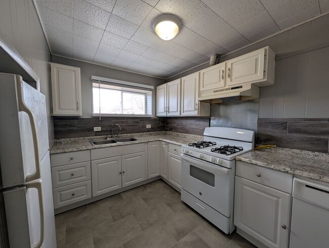 Photo - 1649 Florence St