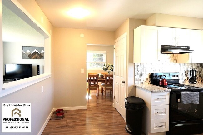 Building Photo - 15020 79 St NW