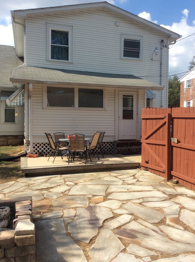 Photo - 515 S Fess Ave Unidad 515 Fess Ave.