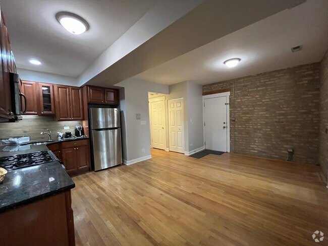 Building Photo - 4938 N Winthrop Ave Unit 1E Rental