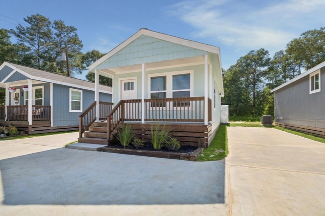 Building Photo - 22837 E Community Dr