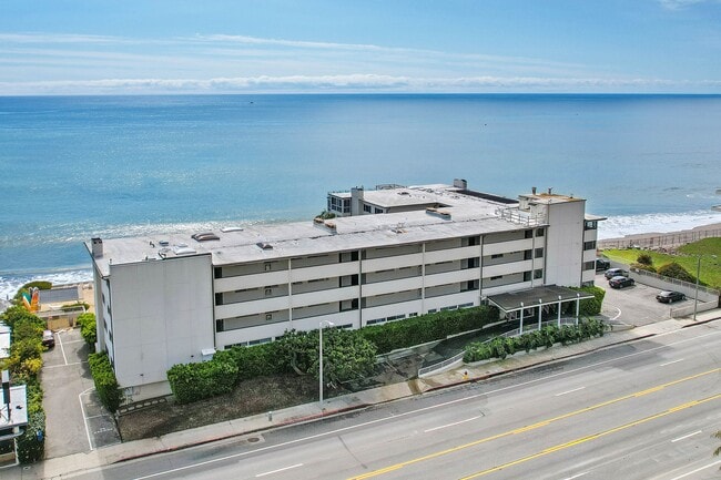 Photo - 22548 CA-1 Unit 303