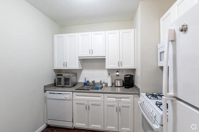 Interior Photo - Farmington Line Apartments