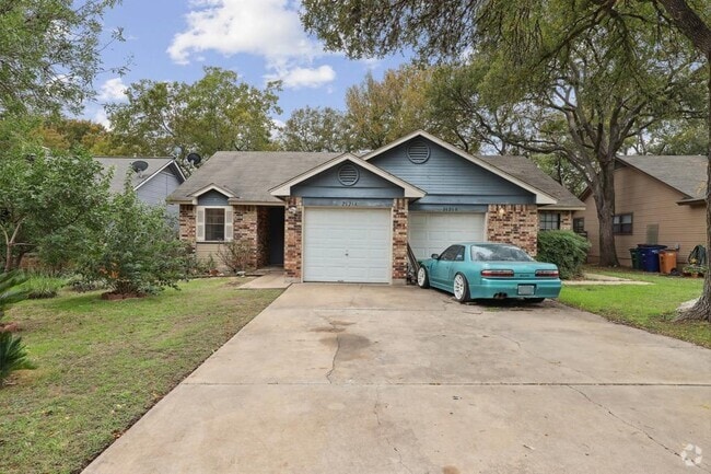 Building Photo - 2621 Garrettson Dr Rental
