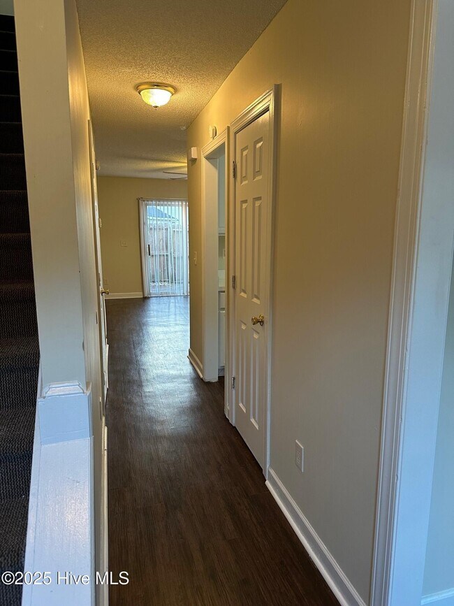 Photo - 2907 Eastridge Ct