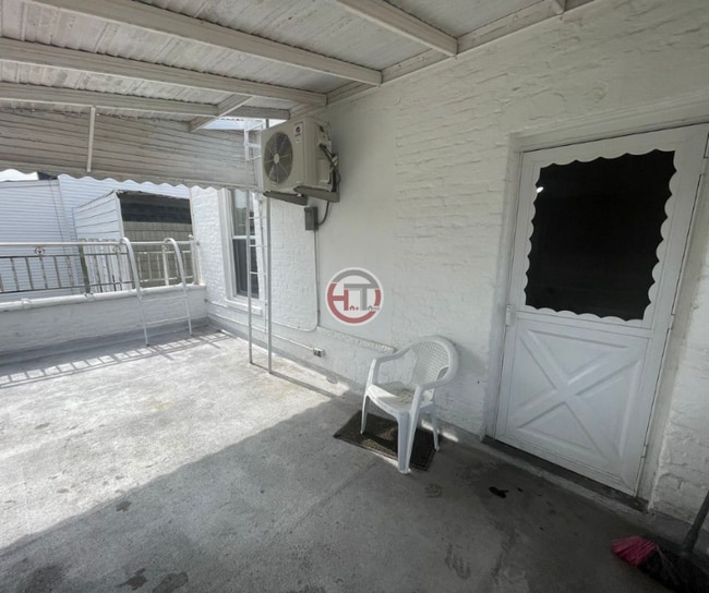 Photo - 2956 Paine St Unit 3