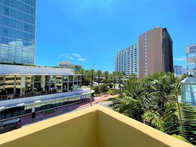 Photo - 2924 Collins Ave Unidad 403