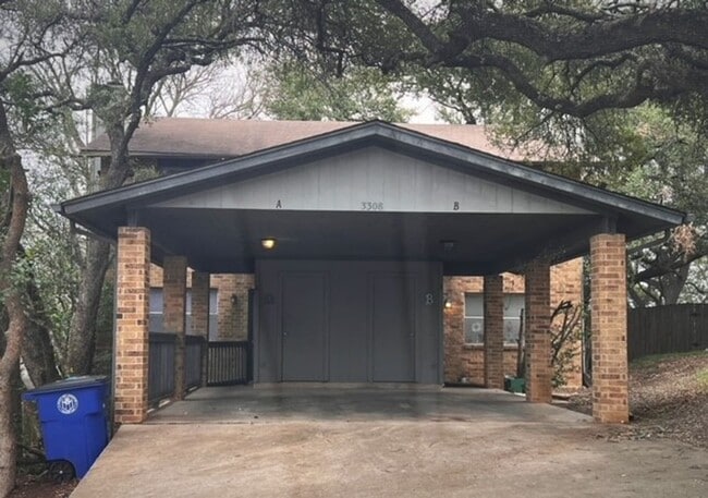 Building Photo - Hu Properties2 (3308 Dunliegh Dr) Unit A Rental