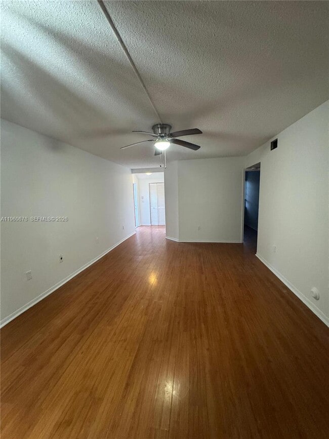 Photo - 7045 NW 173rd Dr Unidad 311