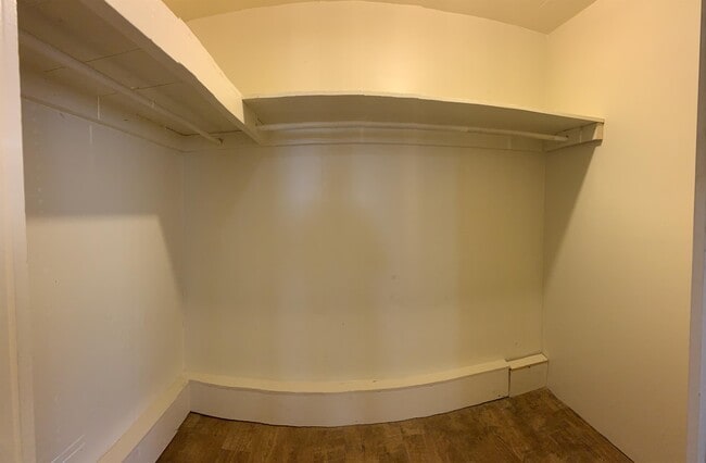 Photo - 916 Axtell St