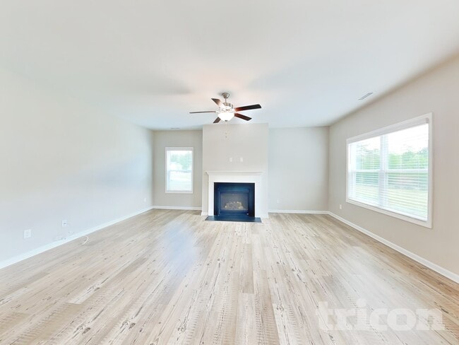 Photo - 20 Evergreen Ln