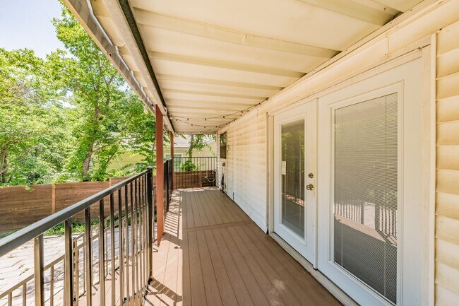 Photo - Excellent 2 bedroom 1 bath in Arlington Heights area