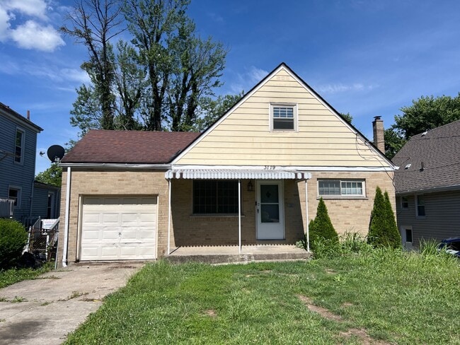 Building Photo - Bright, Updated 4-Bed Home in Cincinnati – Central HVAC, 1,308 Sq Ft, Utilities Included: Water