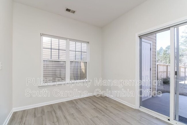 Photo - 333 Drooping Leaf Rd