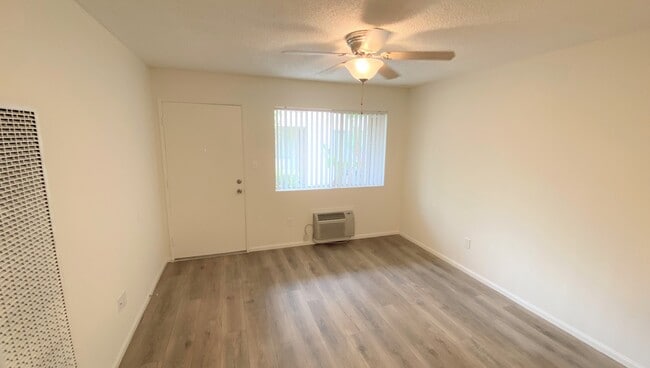 1BR, 1BA