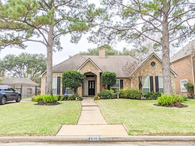 Photo - 1918 Shadow Forest Dr