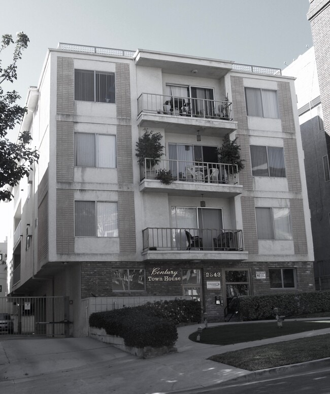 Fox Hills Apartments - Fox Hills Apartments