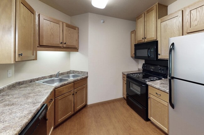 Building Photo - Williston Garden Rental