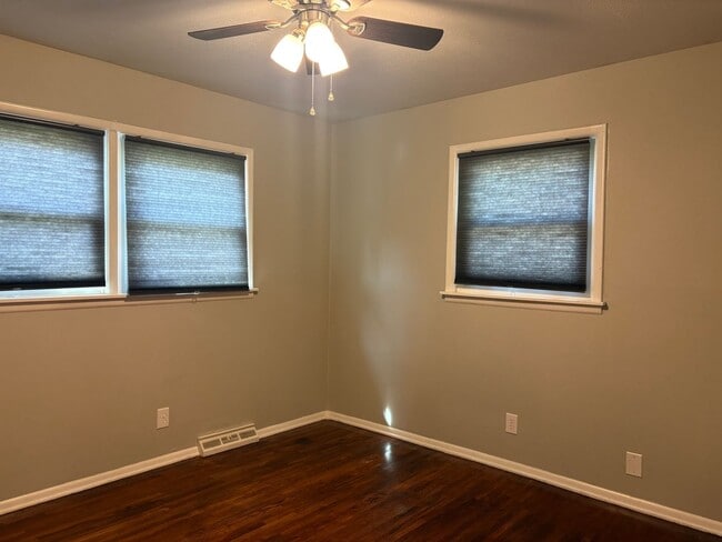 Photo - Wagle6204 Unit 6202