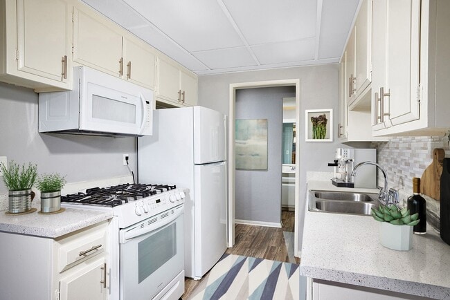 Photo - Villa Del Mar Apartments (new)