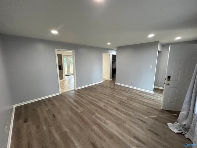 Photo - 6202 Valley Park Dr NW