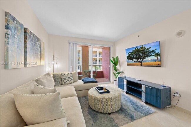 7355 SW 89th St Unit 728N