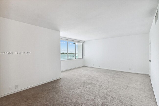 Photo - 1000 West Ave Unit 821