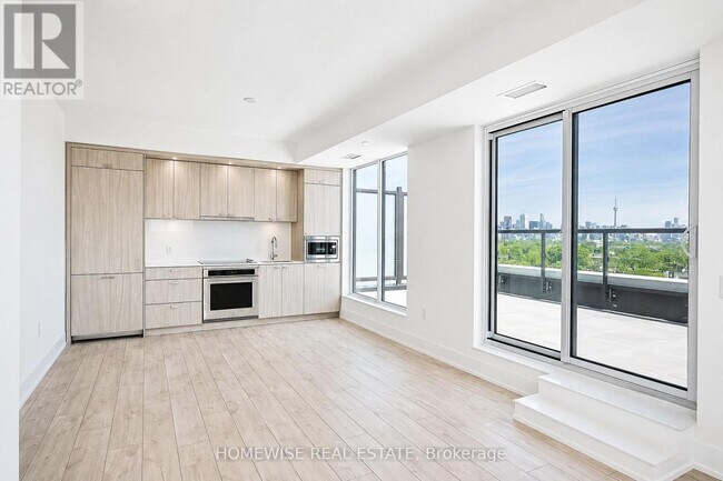 Photo - 858 Dupont St Unit 743