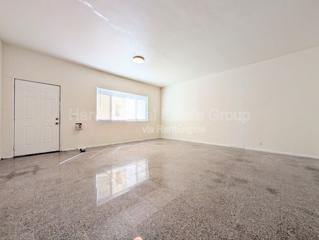 Photo - 1247 23rd St Unit 2247