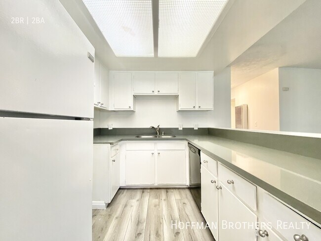 815 Centinela Ave Unit 107
