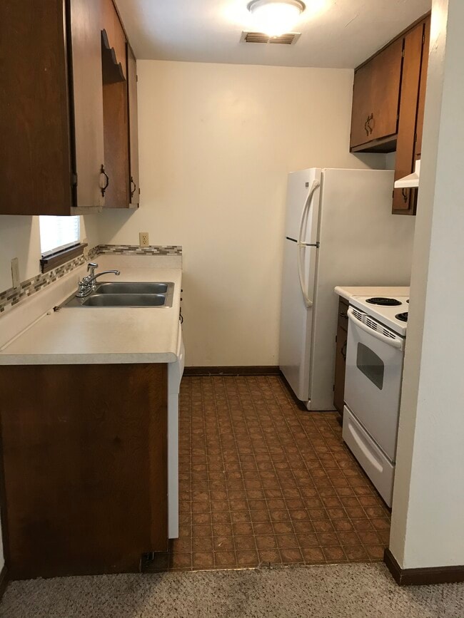 Photo - 2013 Rickards Rd Unit A