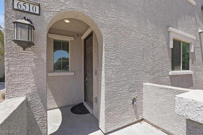Photo - 6510 Silver Estates St
