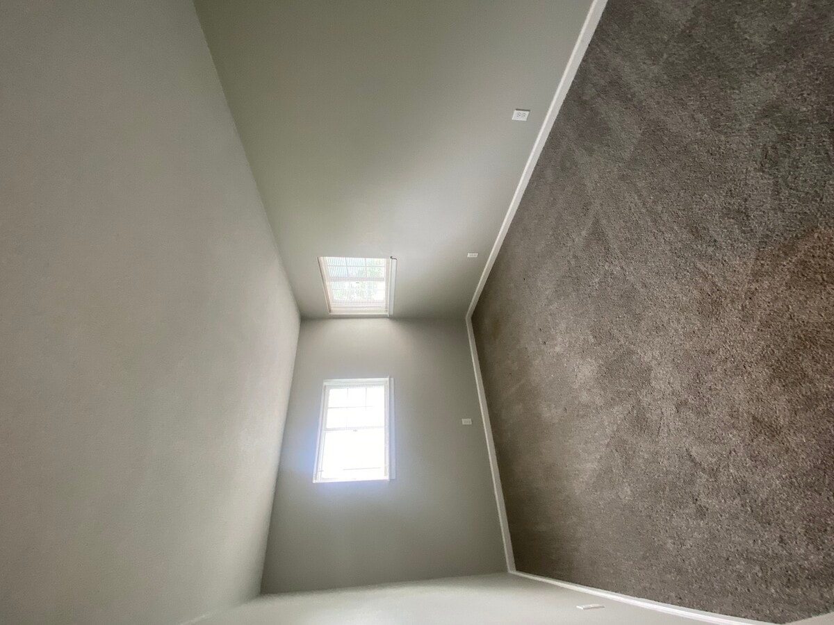 Photo - 2751 W 72nd St