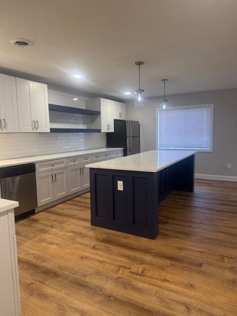 Harborview Apartment Community