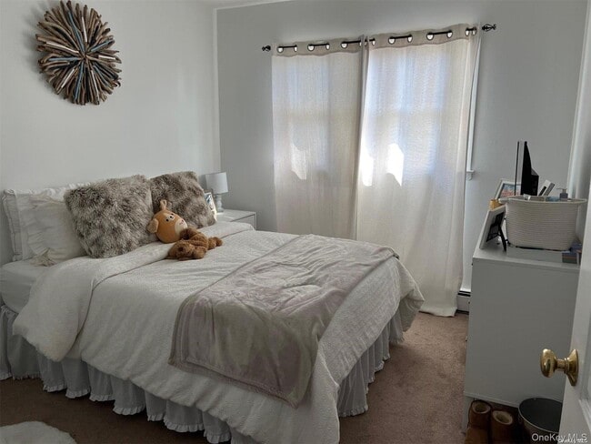 Photo - 563 Neptune Blvd Unit Upper