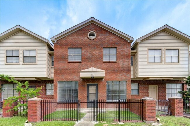 Building Photo - 1103 Dulles Ave Unit 1703 Rental