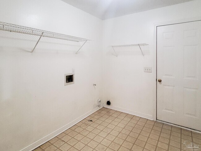 Photo - 412 Bay Oaks Dr