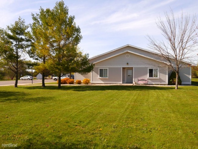 Fieldstone Manor Apartments - Fieldstone Manor Apartments