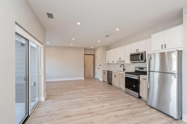 Photo - 201-205 Randolph Ave Unidad 105