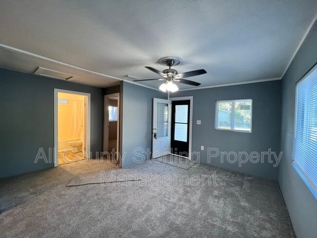 727 SE Dade St