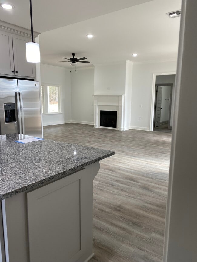 Photo - 222 Oak Alley Dr