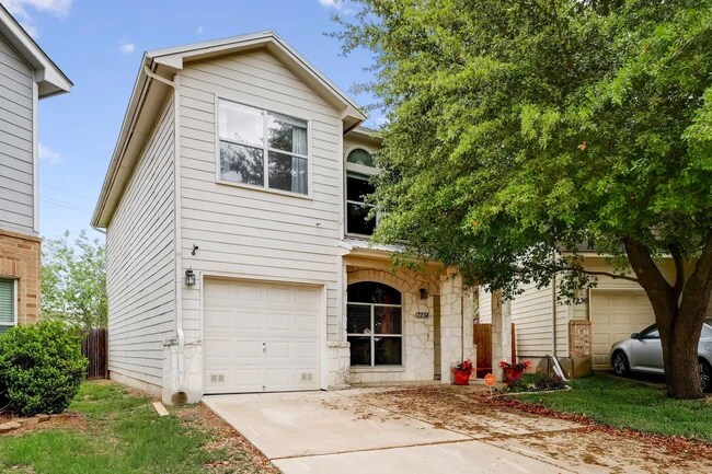 Front Yard - 7234 Painter Way